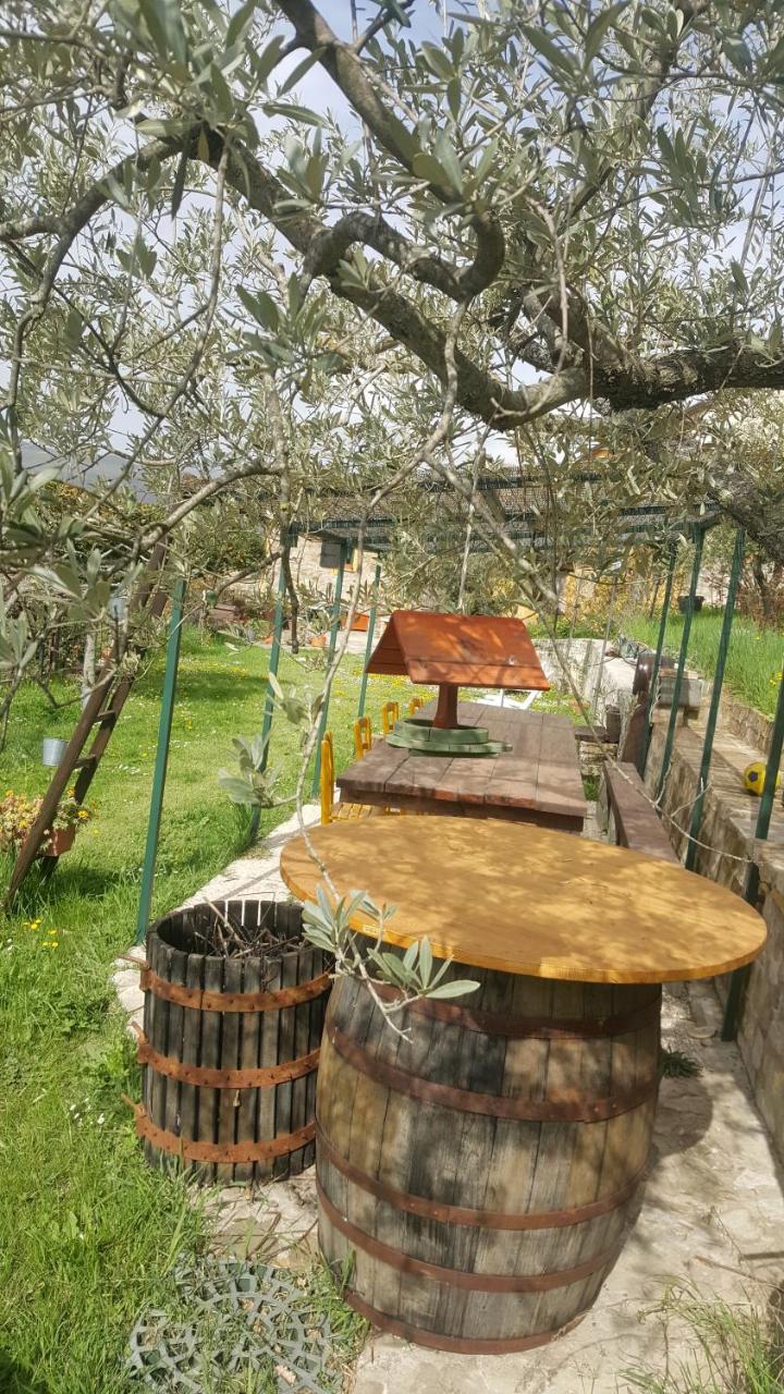Bed & Breakfast Casa Lisetta Valtopina Eksteriør bilde